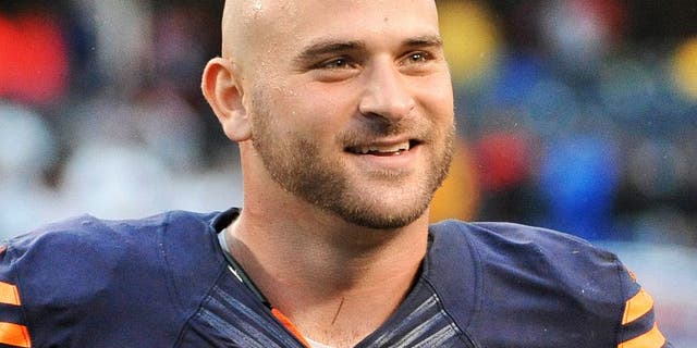 CHICAGO, IL - SEPTEMBER 15: Kyle Long #75 of the Chicago Bears celebrates the win against the Minnesota Vikings on September 15, 2013 at Soldier Field in Chicago, Illinois. (Photo by David Banks/Getty Images)