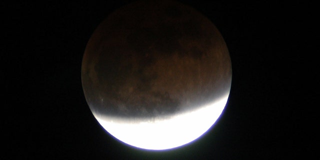 Amazing Spectacle: Total Lunar Eclipse Monday Night | Fox News