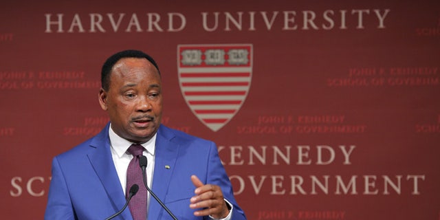 Issoufou Mahamadou, President of Niger, speaks at the John F. Kennedy School of Government at Harvard University in Cambridge, Massachusetts April 3, 2015. REUTERS/Brian Snyder - RTR4W1WZ