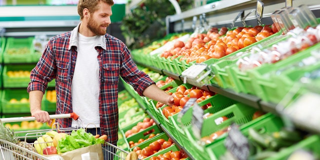 Tomatoes can help prevent prostate cancer, according to holistic nutritionist Susan Smith Jones, PhD. (iStock)