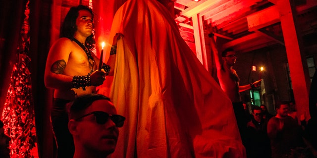 The Satanic Temple wants to place the Baphomet statue next to a monument of the Ten Commandments.