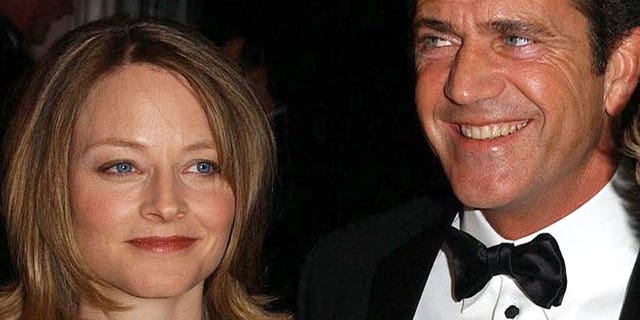 July 2002 File: Jodie Foster and Mel Gibson attend the 17th Annual American Museum of the Moving Image Salute Awards in New York. (Reuters)