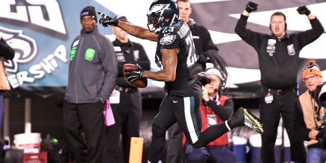 Oct 19, 2015; Philadelphia, PA, USA; Philadelphia Eagles cornerback Nolan Carroll (23) returns an interception 17 yards for a touchdown against the New York Giants during the second quarter at Lincoln Financial Field. Mandatory Credit: Eric Hartline-USA TODAY Sports