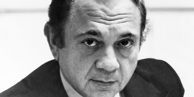 This Dec. 1977 file photo shows political adviser David Garth who died Monday, Dec. 15, 2014 at his home in New York City at age 84.