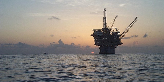 This Kerr-McGee handout photo shows the company's Gunnison spar truss oil facillity in the Gulf of Mexico.