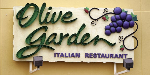 Olive Garden has unveiled their latest -- Loaded pasta chips that come with deep-fried lasagna noodles covered in meat and alfredo sauce.