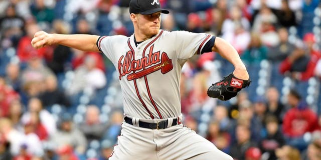 Apr 25, 2015; Philadelphia, PA, USA; Atlanta Braves starting pitcher Shelby Miller (17) throws a pitch during the first inning against the Philadelphia Phillies at Citizens Bank Park. Mandatory Credit: Eric Hartline-USA TODAY Sports
