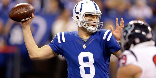 Indianapolis Colts quarterback Matt Hasselbeck (8) prepares to throw during the second half of an NFL football game against the Houston Texans, Sunday, Dec. 20, 2015, in Indianapolis. (AP Photo/Michael Conroy)