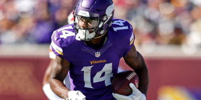 Minnesota Vikings wide receiver Stefon Diggs catches a pass against the Kansas City Chiefs in the first quarter at TCF Bank Stadium in Minneapolis on Sunday, Oct. 18, 2015.