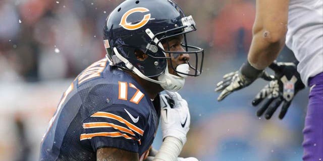 Chicago Bears wide receiver Alshon Jeffery kneels down after catching a touchdown pass during the first half.