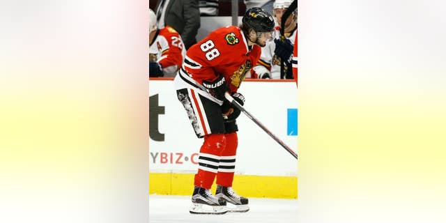 Chicago Blackhawks Forward Patrick Kane Has Surgery For Broken Left Collarbone Fox News