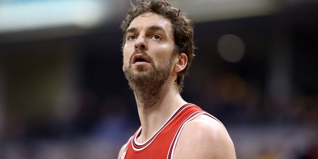 Pau Gasol on March 29, 2016 in Indianapolis, Indiana.