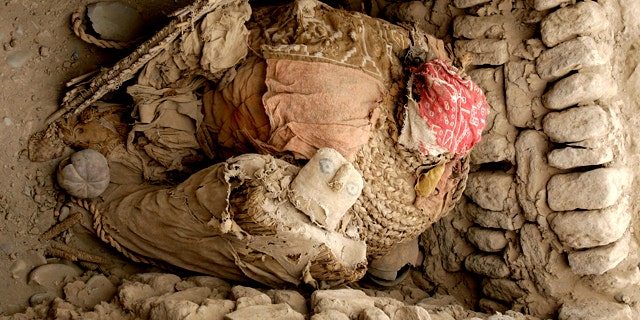 1,600-Year-Old Mummies Unearthed In Peru | Fox News