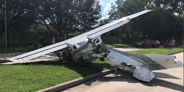 A DEA plane crashed during a "training mission" Wednesday due to mechanical difficulties, agency officials said.