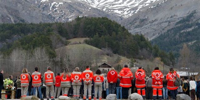 5be69a24-France Plane Crash