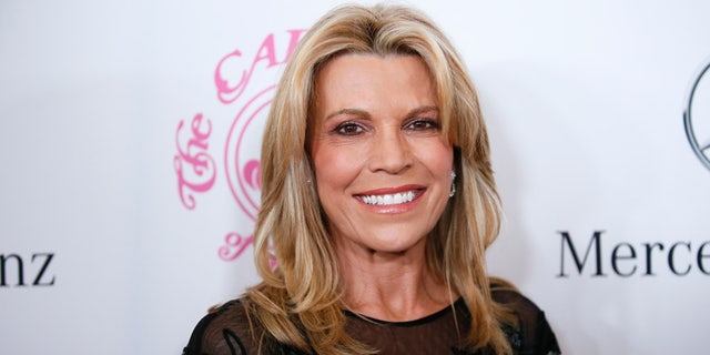 'Wheel of Fortune' co-host Vanna White surprised a nurse who won on the gameshow to thank her for being on the frontlines of the COVID-19 pandemic.
