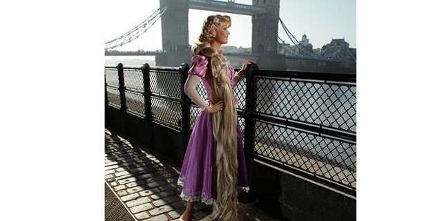 Rapunzel takes a break by the Thames where she admires Tower Bridge.