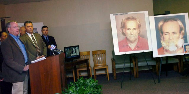 Nov. 4: Catahoula Parish Sheriff James Kelly, left, and members of the Federal Bureau of Investigation and the U.S. Marshals address the media concerning the case of Lexis Kaye Roberts in Alexandria, La.