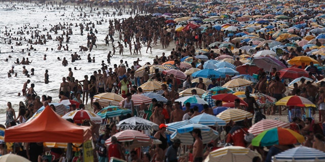 Teens Trawl Rio S Beaches Bring Scary Form Of Crime To Tourist Zones Fox News