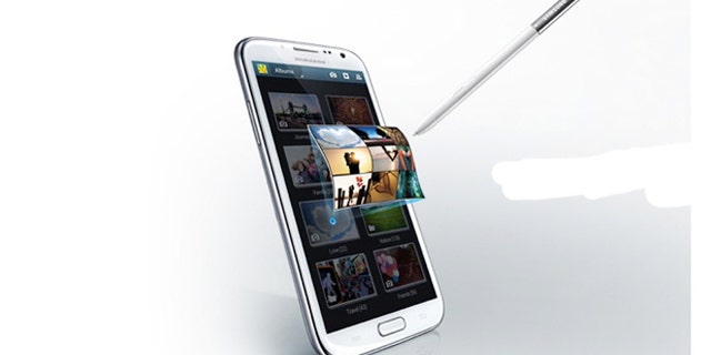 The Samsung Galaxy Note II -- half smartphone, half tablet, it's been dubbed a "phablet." And it's coming soon to a carrier near you.
