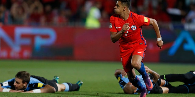 Chile's Alexis Sanchez in Santiago, Chile, Tuesday, Nov. 15, 2016.