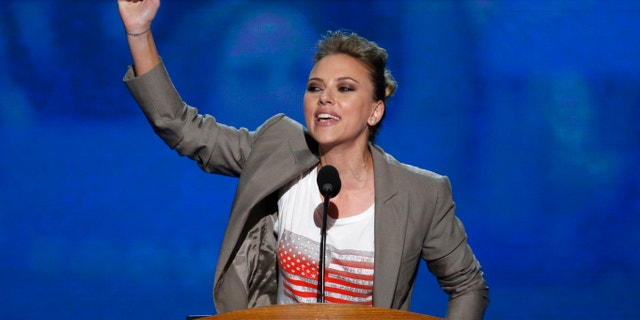 Actress Scarlett Johansson addresses delegates during the final session of the Democratic National Convention in Charlotte, North Carolina September 6, 2012.