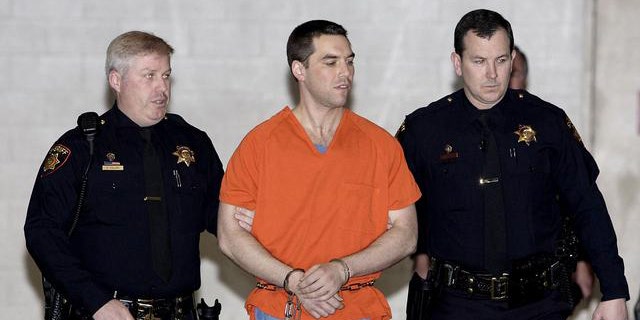 Scott Peterson reported his pregnant wife, Laci, missing on Christmas Eve 2002 in Modesto, California. Police didn’t eye Peterson as the prime suspect at first, until a string of extramarital affairs were discovered.