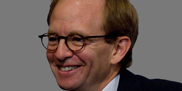 Steven Rattner, former head of the Obama administration's task force on the auto industry, delivers the keynote address on the auto bailout during a Initiative on Business and Public Policy event sponsored by the Brookings Institute, Wednesday, Oct. 21, 2009, at the National Press Club in Washington. (AP Photo/J. David Ake)