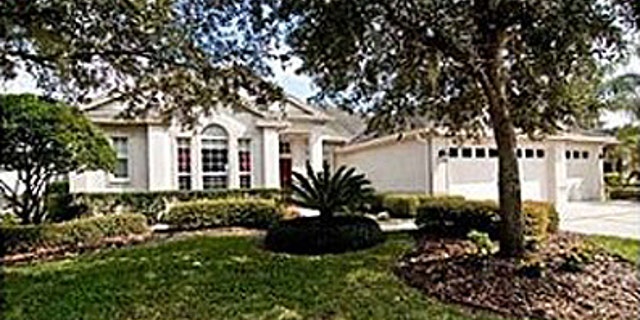 18111 Sugar Brooke Dr, Tampa, FL