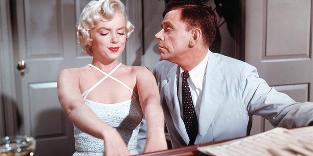 Marilyn Monroe Avoided The Casting Couch Fought To Shed Sex Symbol 