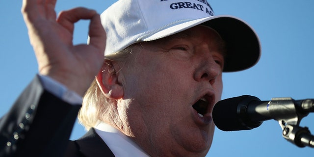 NAPLES, FL - OCTOBER 23: Republican presidential candidate Donald Trump speaks during a campaign rally at the Collier County Fairgrounds on October 23, 2016 in Naples, Florida. Early voting in Florida in the presidential election begins October 24. (Photo by Joe Raedle/Getty Images)