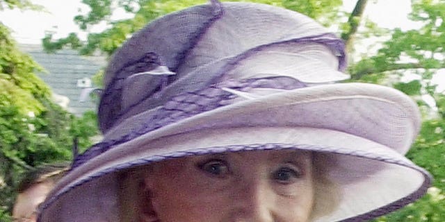 May 12, 2004: German socialite, Viola Drath, at the annual Woodrow Wilson home garden party and hat contest in Washington. Drath's husband, Albrecht Muth, is due in court to face charges that he killed the much-older woman in their million-dollar Washington home. Forty-seven-year-old Muth was scheduled to appear before a judge after his arrest for second-degree murder.