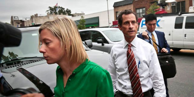 Weiner Aide Apologizes For Comments About Former Campaign Intern Fox News