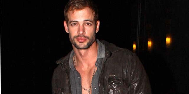 July 22, 2010: William Levy goes shopping in Beverly Hills, Calif.