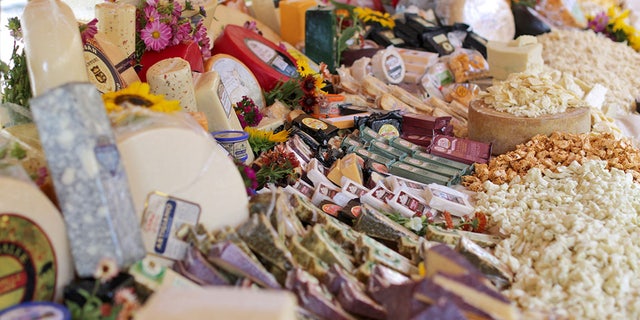 While oer 45,000 people gathered to witness the attraction, but only a lucky 2,000 scored official sample platters.