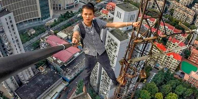 "Rooftopper" Wu Yongning. (Courtesy of Weibo)