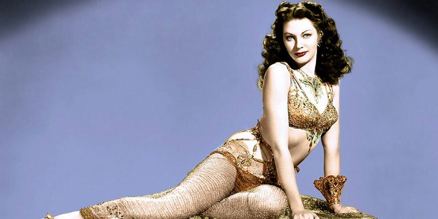 Yvonne De Carlo was a staple in "sex and sand" films of the '40s and '50s.