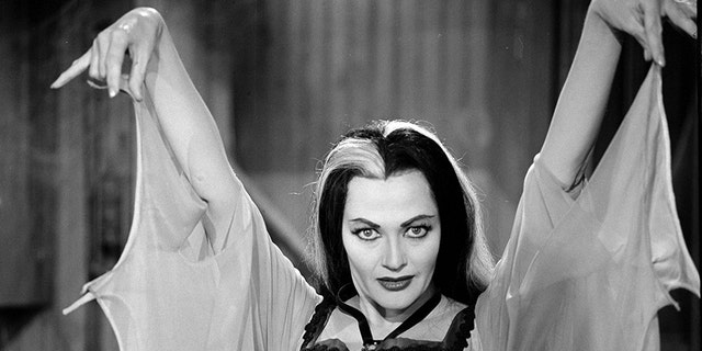 Munsters' star Yvonne De Carlo 'burst into tears' when she saw herself in  character, book claims | Fox News