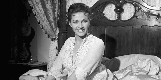 Yvonne De Carlo bonanza