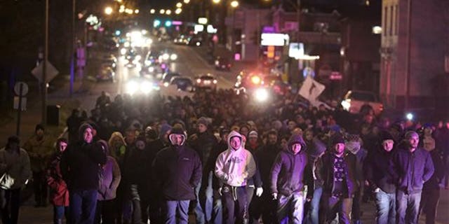 St.  Polisi Louis menuduh kejahatan rasial dalam serangan terbaru terhadap penduduk Bosnia