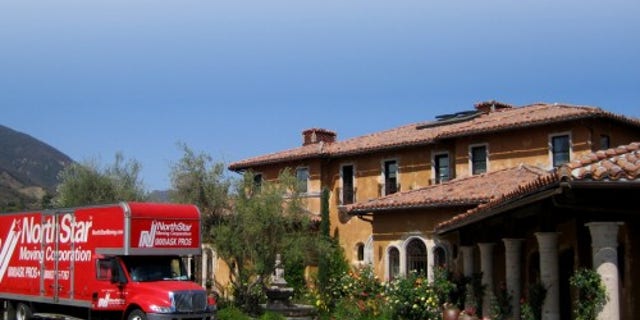 ABC's The Bachelor House, The Villa De La Vina