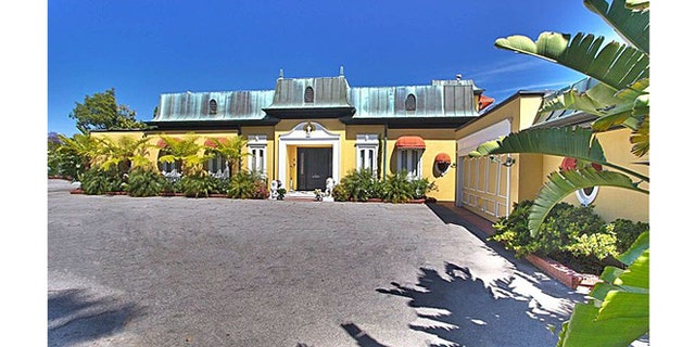 Front exterior of Zsa Zsa Gabor's home.