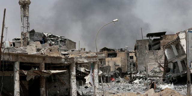 Buildings destroyed during clashes are seen during fight with the Islamic State militants in the Old City of Mosul, Iraq July 3, 2017. REUTERS/Ahmed Jadallah - RTS19L32
