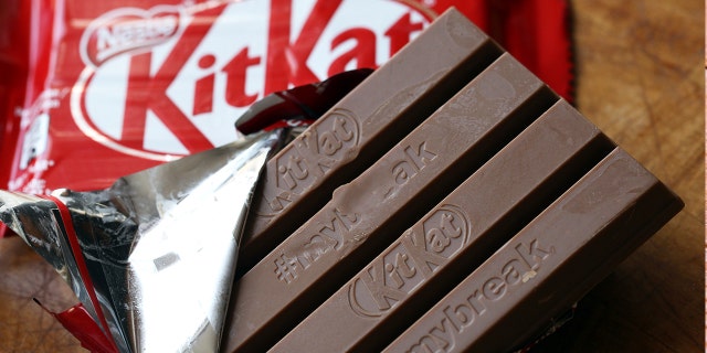 Kit Kats are chocolate-covered wafers with breakable pieces.