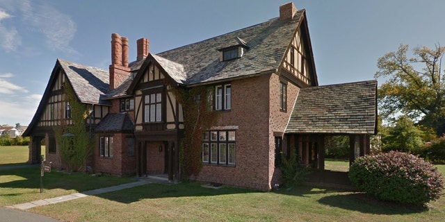 Springfield's Commonwealth Academy is about 90 miles from Boston's Commonwealth School.