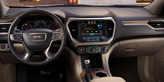 8717dc3e-GMC Acadia