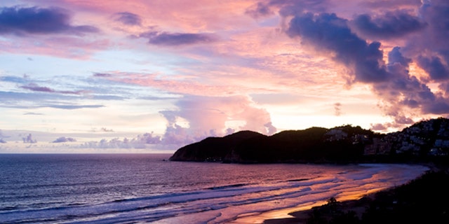 In hopes of further boosting its tourism profile, Acapulco will keep guests busy with a variety of events during the holidays.