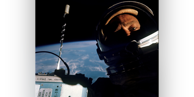 (NASA)