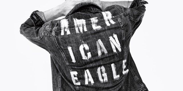 American Eagle apologized for offending New Yorkers with its collection of shirts.