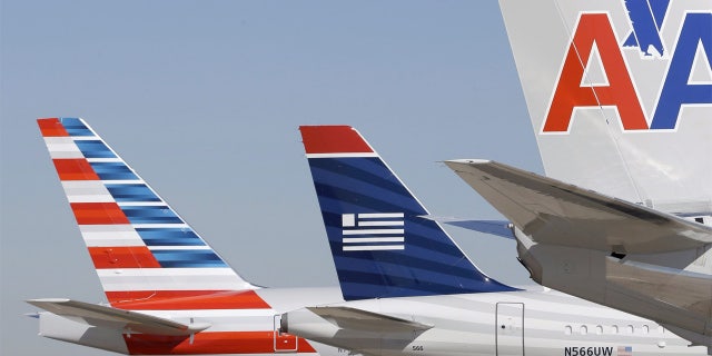 American is suing the in-flight Wi-Fi provider Gogo, charging it has better offers from competitors.